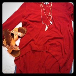 High-low sweater tunic, red